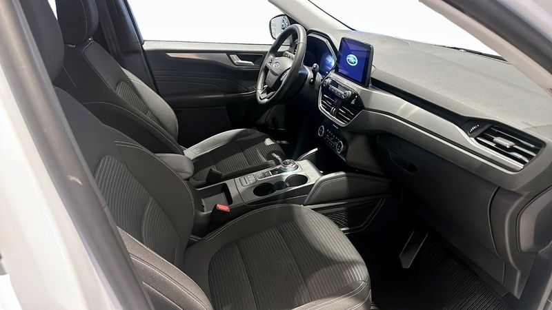 Ford Kuga bild 3