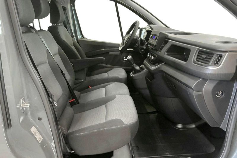 Renault Trafic bild 7