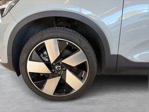 Volvo EX40 bild 8