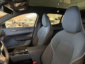 Volvo EX30 bild 10