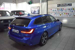 BMW 320 bild 2