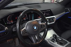 BMW 320 bild 8