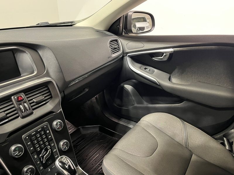 Volvo V40 bild 16