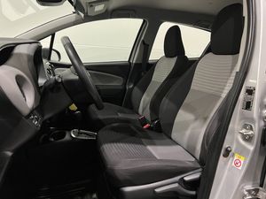 Toyota Yaris bild 7