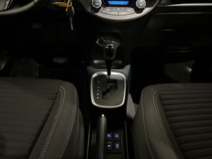 Toyota Yaris bild 16