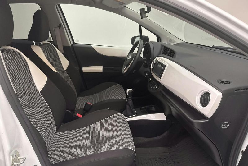 Toyota Yaris bild 7