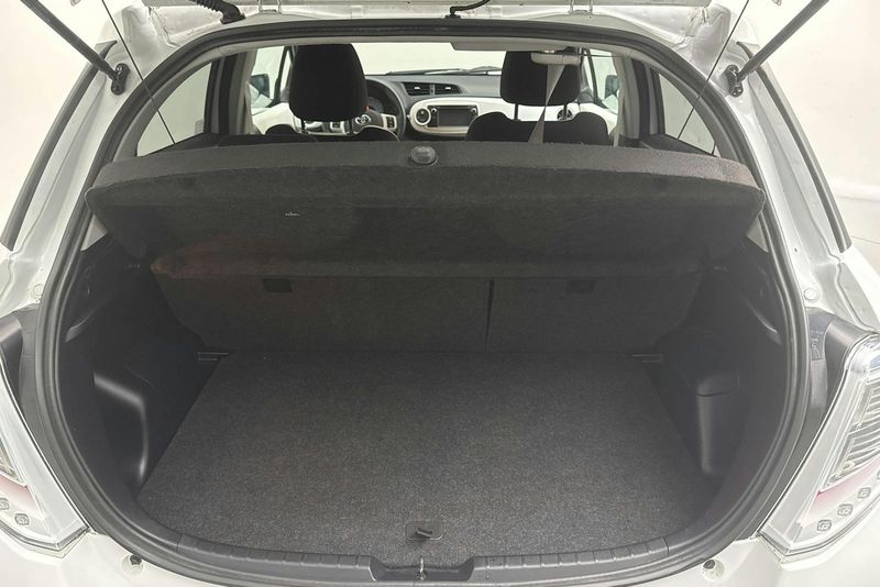 Toyota Yaris bild 9