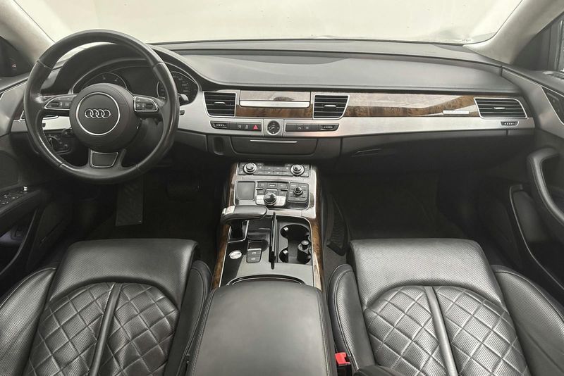 Audi A8 bild 6