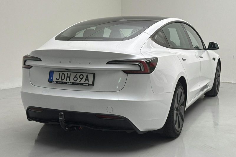 Tesla Model 3 bild 3