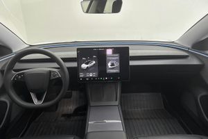 Tesla Model 3 bild 6