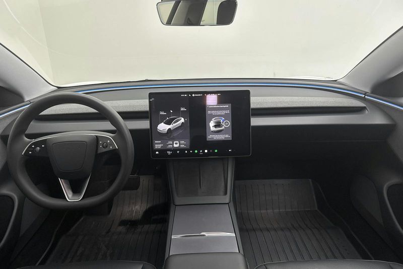 Tesla Model 3 bild 6