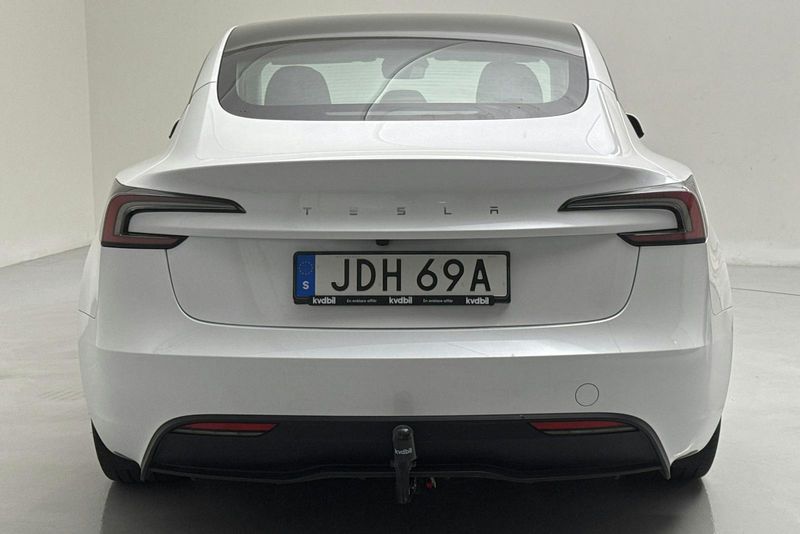 Tesla Model 3 bild 5