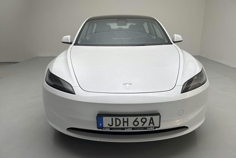 Tesla Model 3 bild 4