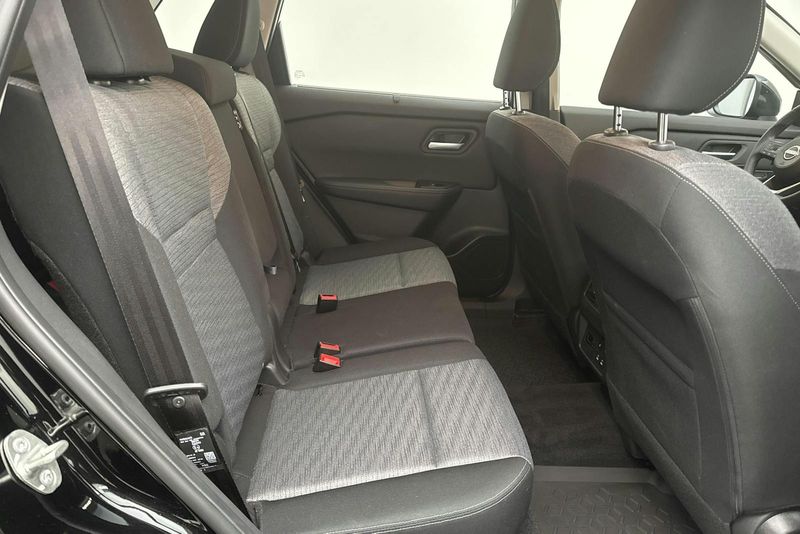 Nissan X-Trail bild 8