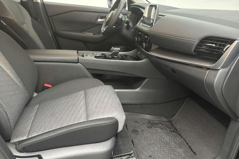 Nissan X-Trail bild 7