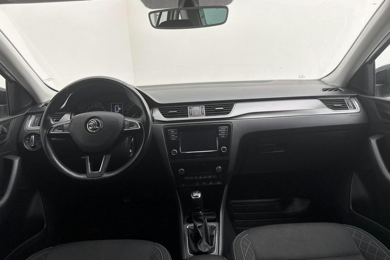 Skoda Rapid bild 6
