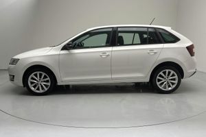 Skoda Rapid bild 2