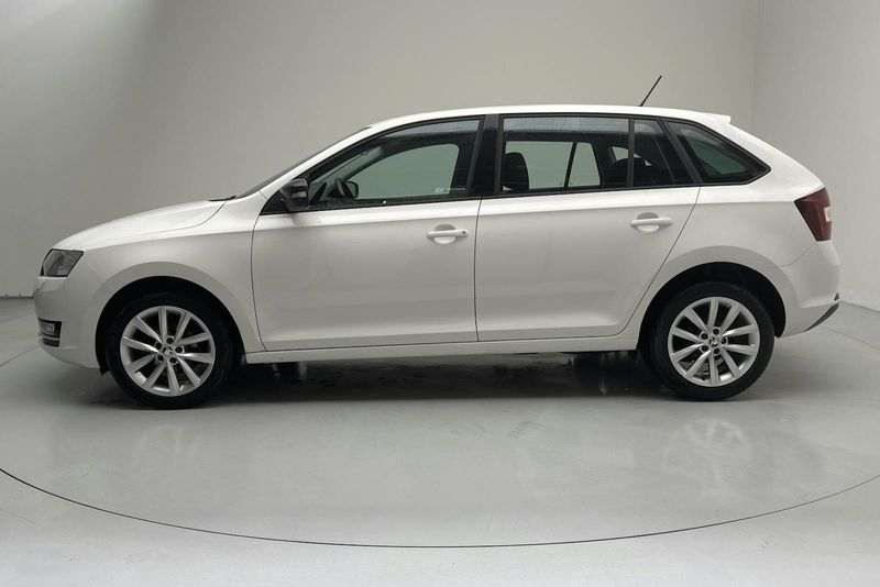 Skoda Rapid bild 2