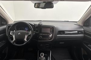 Mitsubishi Outlander bild 6