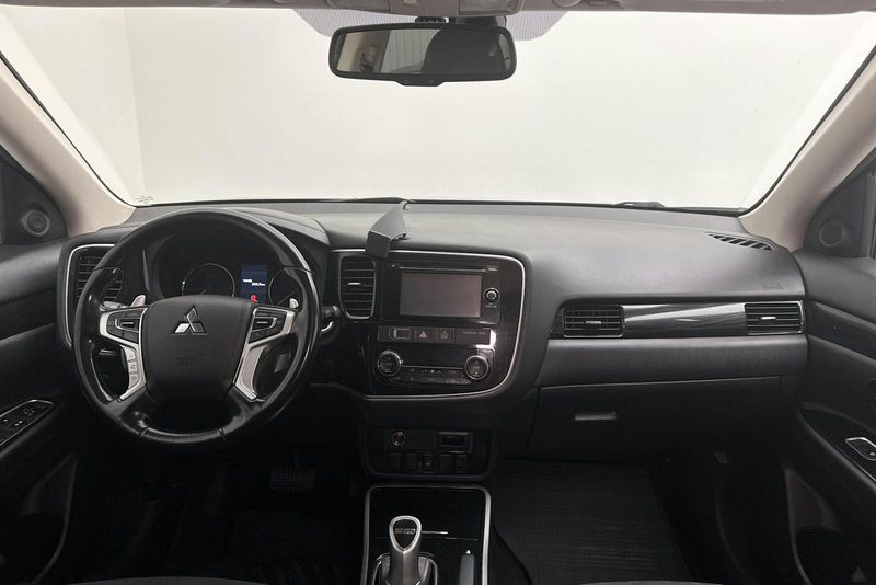 Mitsubishi Outlander bild 6