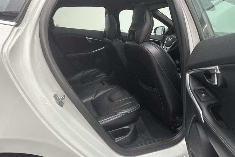 Volvo V40 bild 8