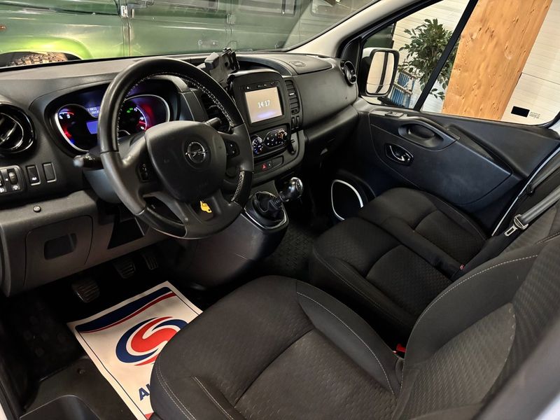 Opel Vivaro bild 4