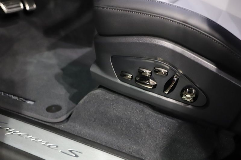 Porsche Cayenne bild 13