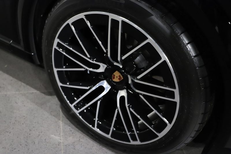Porsche Cayenne bild 9