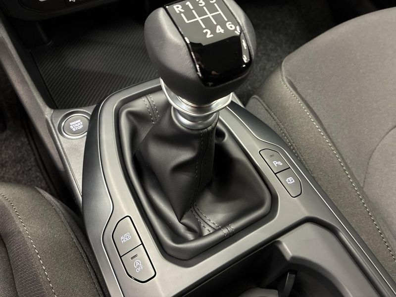 Kia K4 bild 19
