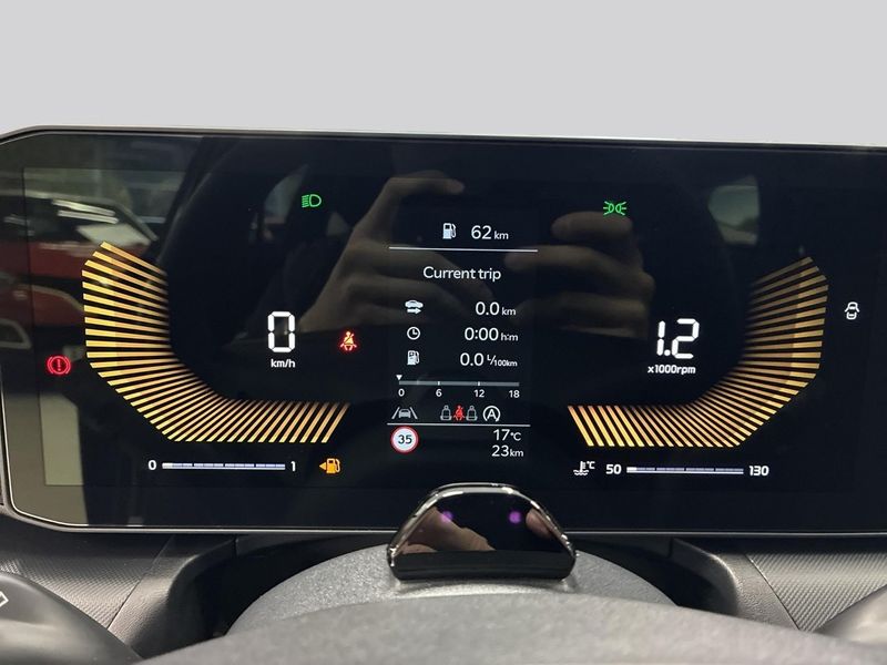 Kia K4 bild 11