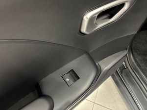 Kia K4 bild 24