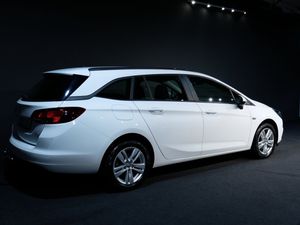 Opel Astra bild 3