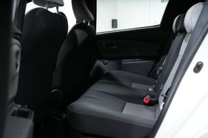 Toyota Yaris bild 12