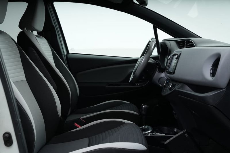 Toyota Yaris bild 15