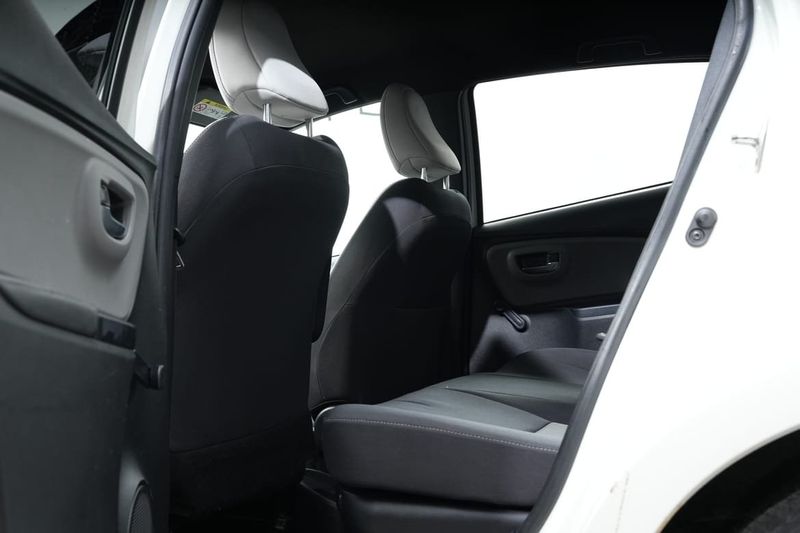 Toyota Yaris bild 11
