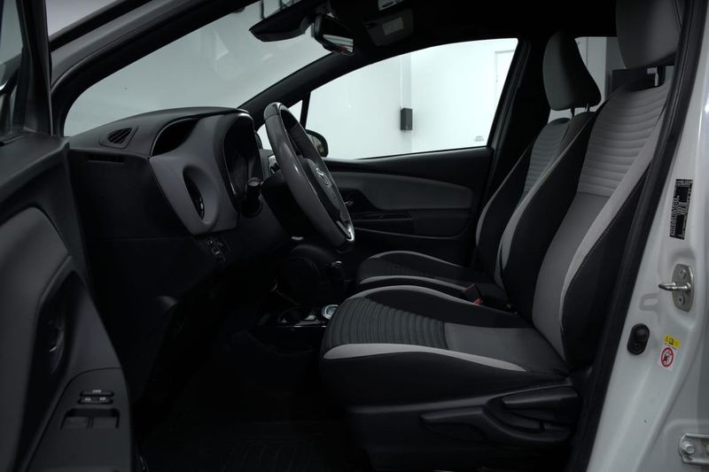 Toyota Yaris bild 8