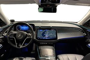 Mercedes E300 bild 8