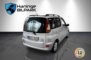 Toyota Yaris Verso bild 5