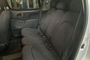 Toyota Yaris Verso bild 14
