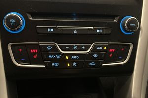 Ford Mondeo bild 22