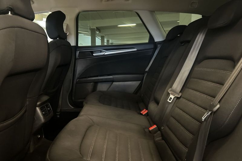 Ford Mondeo bild 12