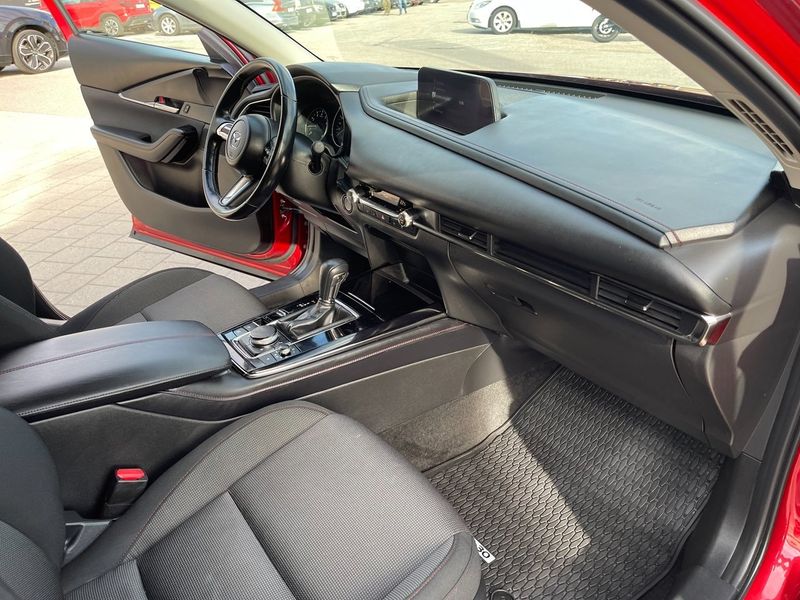 Mazda CX-30 bild 13