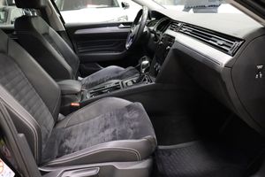 Volkswagen Passat bild 11