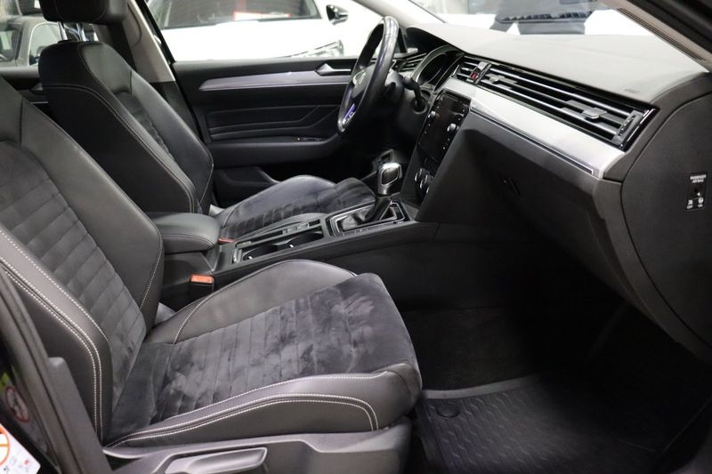 Volkswagen Passat bild 11