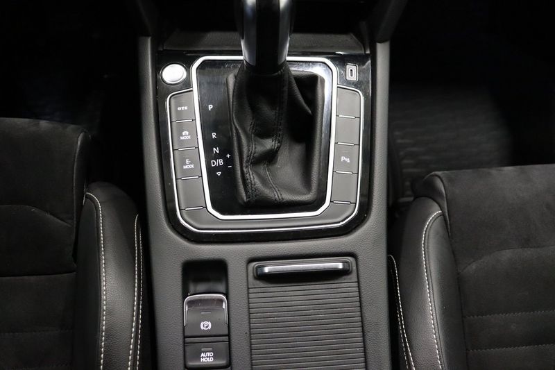 Volkswagen Passat bild 21