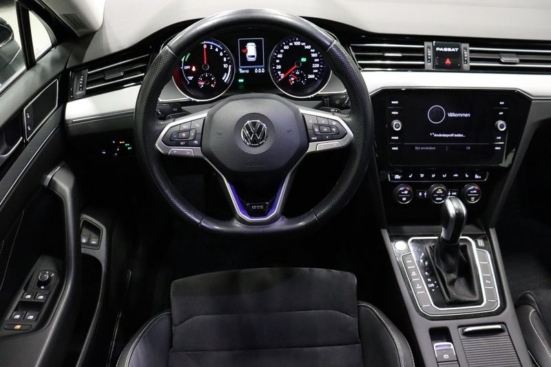 Volkswagen Passat bild 14
