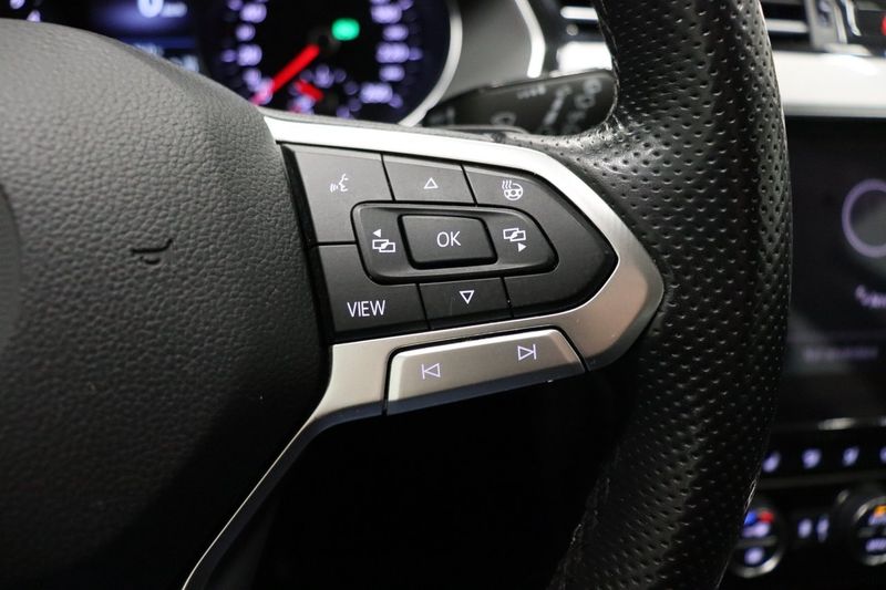 Volkswagen Passat bild 18