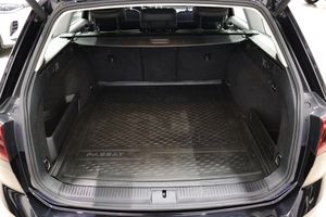 Volkswagen Passat bild 7