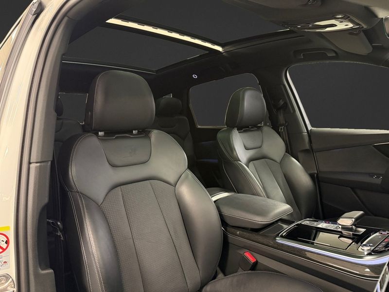 Audi SQ7 bild 13