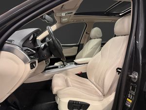 BMW X5 bild 8
